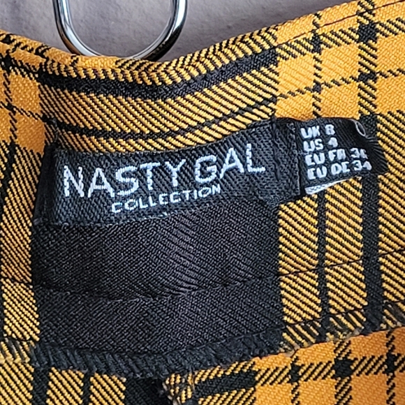 Neaitiful Nasty Gal High Waisted Check Print Tapered Pants Size 4 Zip / Button - Picture 4 of 8